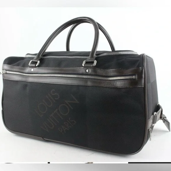 Authentic Louis Vuitton Damier Geant Eole 60 Rolling Duffle Bag + COA - Picture 2 of 15